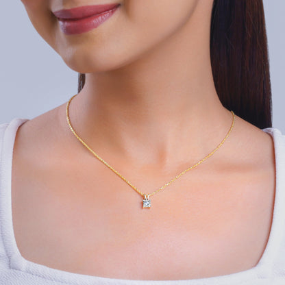 Gold Boxy Diamond Pendant