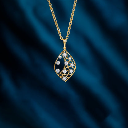 Gold Leafy Glam Lab Grown Diamond Pendant