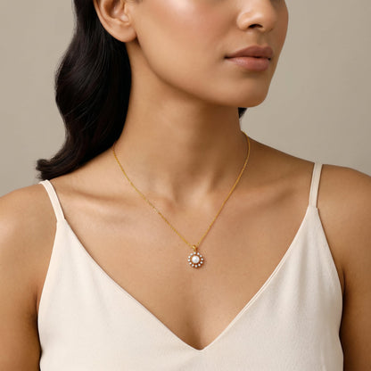 Anushka Sharma Gold Fiore Lab Grown Diamond Pendant