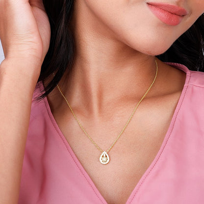 Golden Studded Delight Pendant With Link Chain
