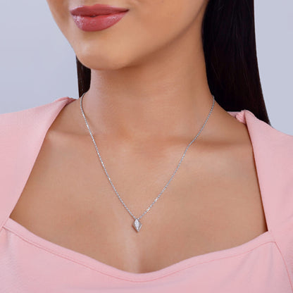 Silver Shiny Rhombus Pendant With Link Chain