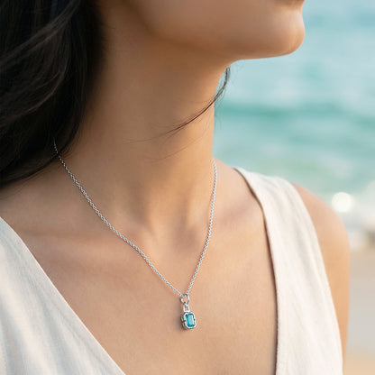 Silver Thoosa Pendant with Link Chain