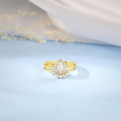 Golden Sunbeam Teardrop Ring
