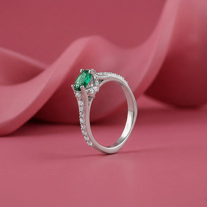 Silver Victoria Ring (Size 12)