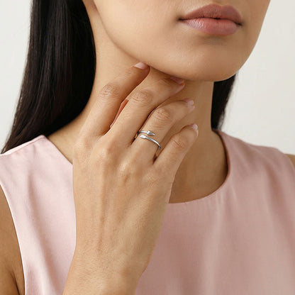 Silver Classy Arrow Ring