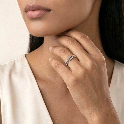 Kriti Sanon Silver Toggle Ring (Size 12)