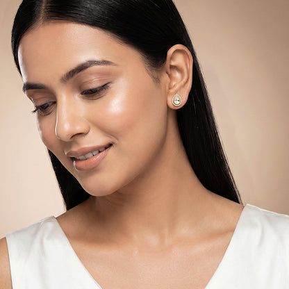 Golden Elowen Drop Earrings