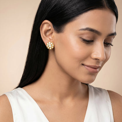 Golden Nerida Stud Earrings