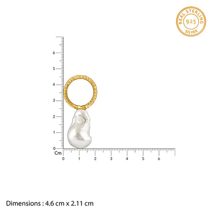 Golden Ava Pearl Pendant With Link Chain