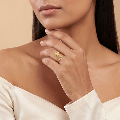 Golden Floral Pulse Ring (Size 13)