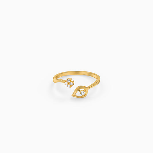 Golden Nova Twist Ring (Size 12)