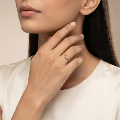 Golden Nova Twist Ring (Size 12)