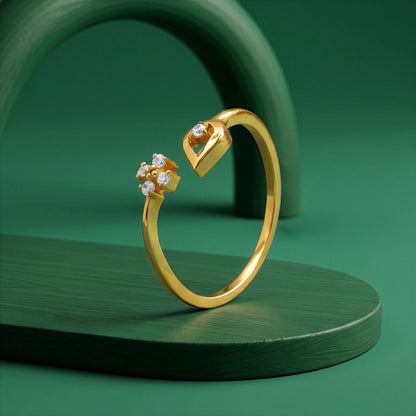 Golden Nova Twist Ring (Size 12)