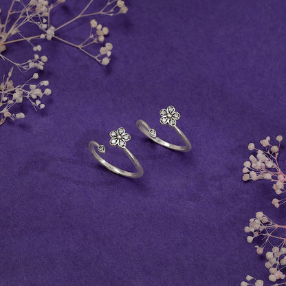 Oxidised Silver Floral Dazzle Toe Rings