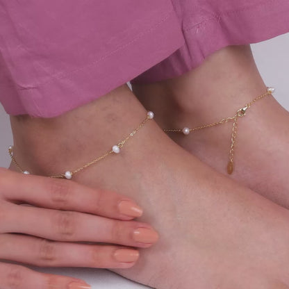 Golden Minimal Pearl Anklet