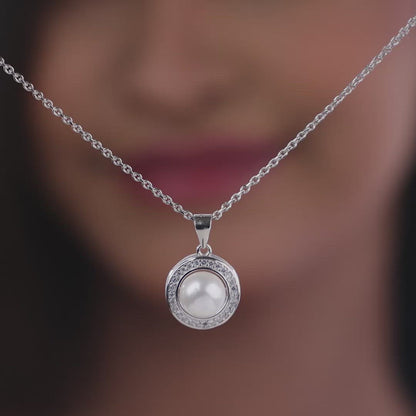 Kriti Sanon Silver Pearl Pendant with Link Chain