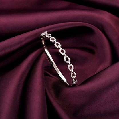 Kriti Sanon Silver Zircon Whirl Bracelet