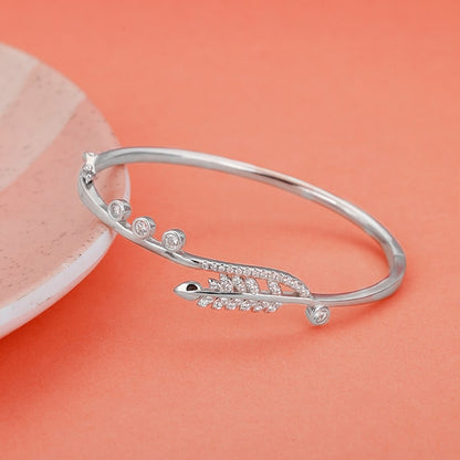 Silver Shiny Leaf Bracelet