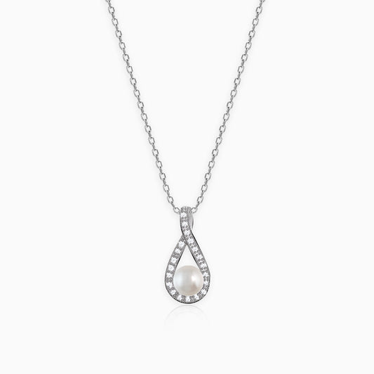 Kriti Sanon Silver Tear Drop Pearl Pendant With Link Chain